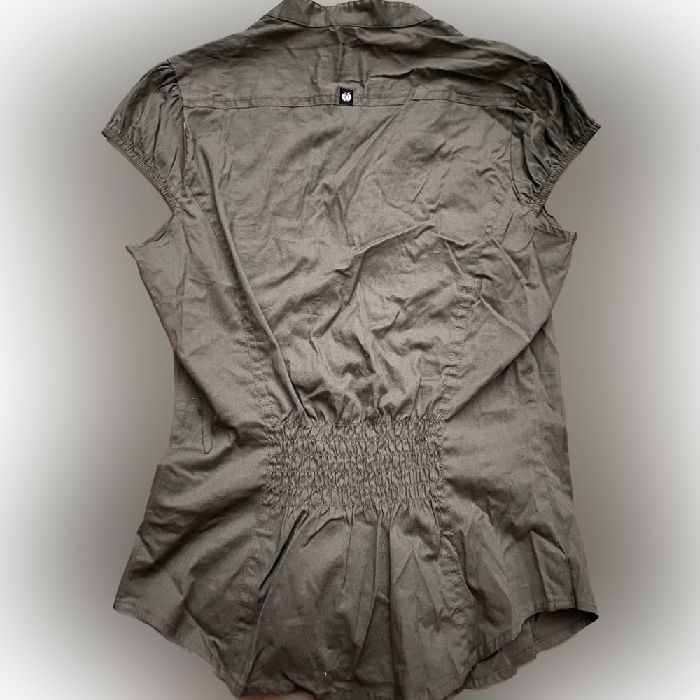 Apple Bottoms Shirt - Picture 2 of 4